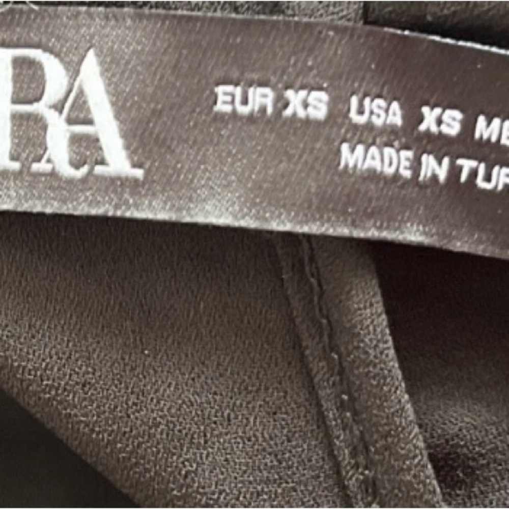 Zara Skirt Skort Shorts Size XS Mini Black Buttons Slit Party Cocktail - Picture 6 of 6